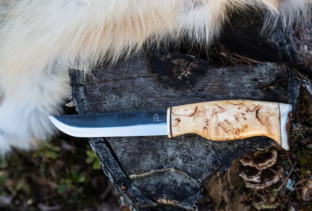 Kampanjpris Arctic Legend Bear Birch/Carbon steel