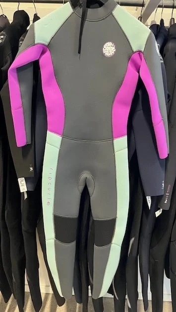 Rip Curl Jr Girl Dawn Patrol bz 5/3 stl 14 Restparti) I lager