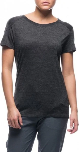 W's Activist Base Tee True Black Reapris