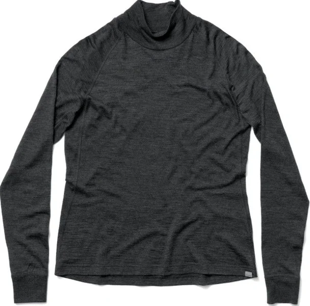 W's Activist Turtleneck True Black Fri frakt