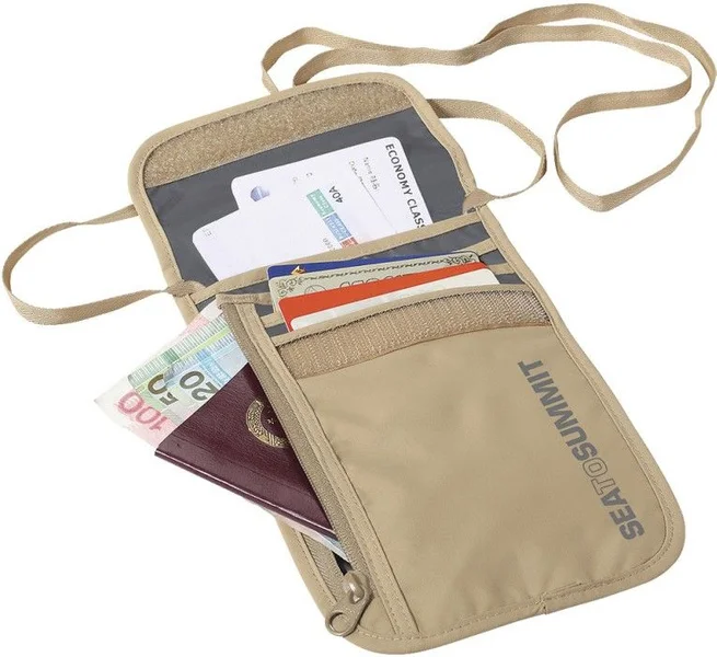 Nedsatt pris Travelling Light Neck Wallet Standard 5P Sand